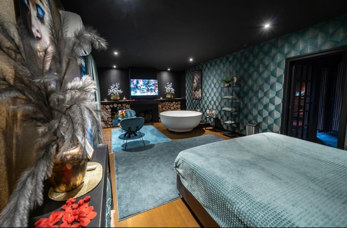 De Luxe Bed &Wellness Villa 's-Hertogenbosch  Bagian luar foto