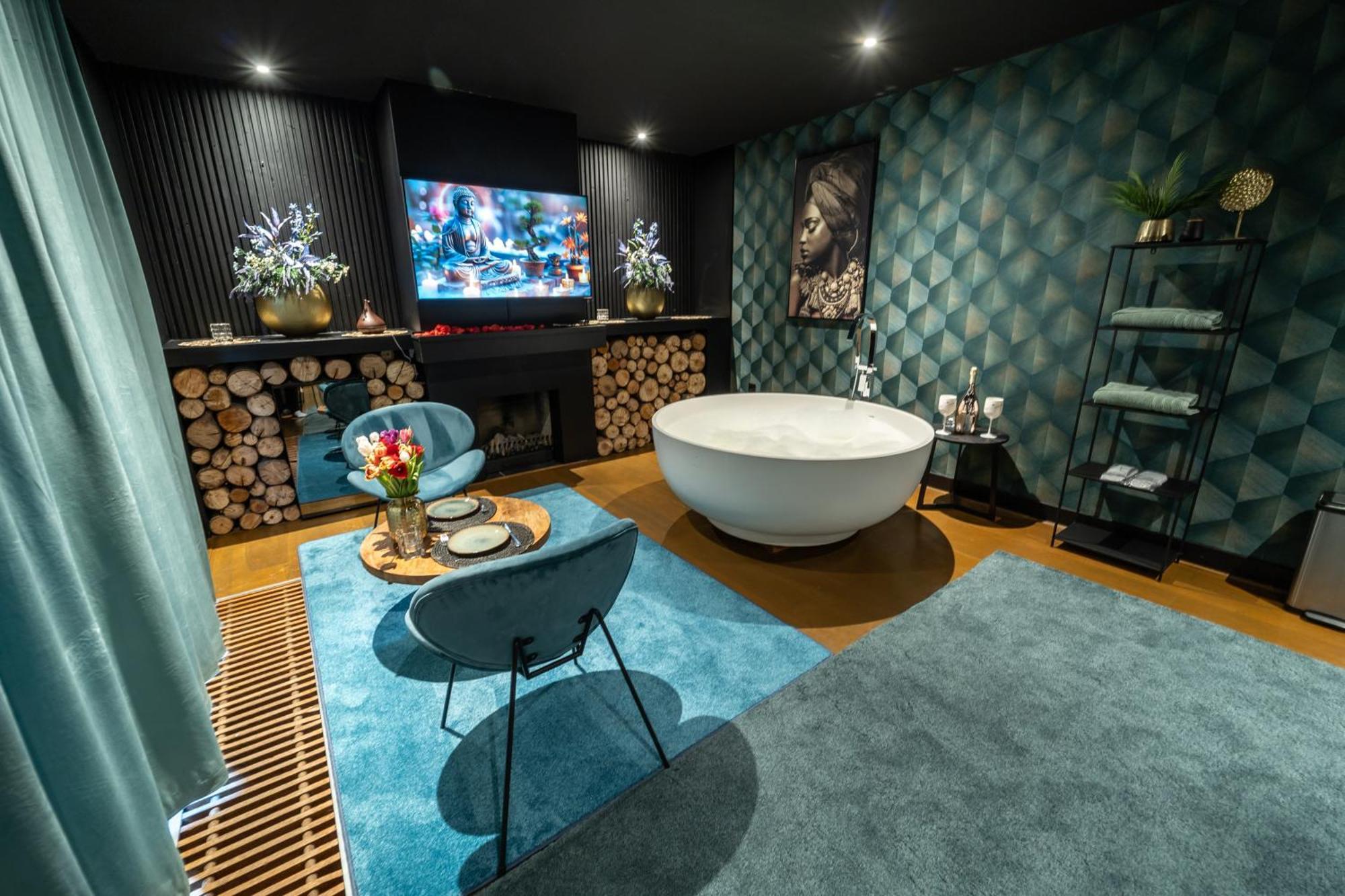 De Luxe Bed &Wellness Villa 's-Hertogenbosch  Bagian luar foto