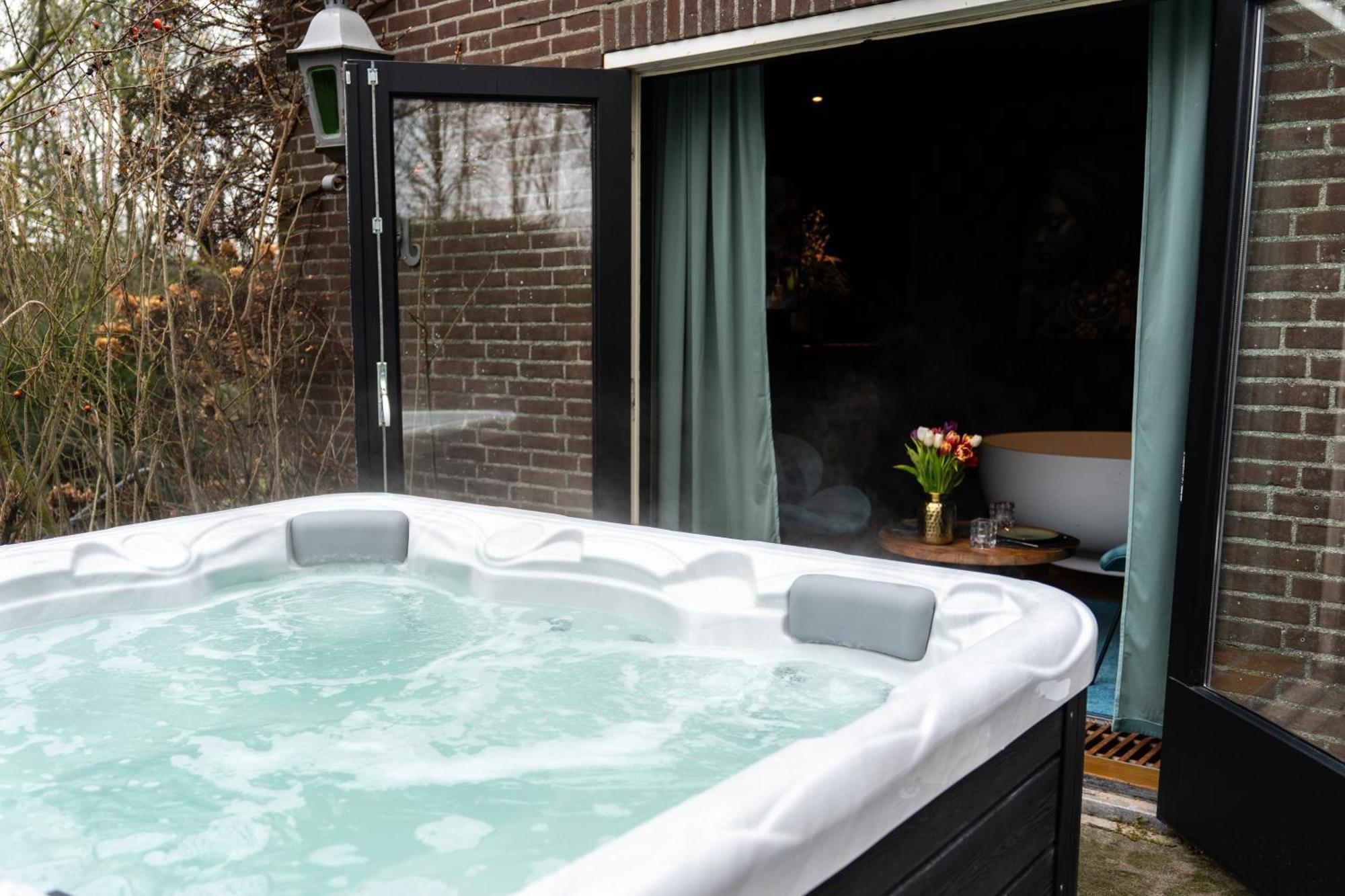 De Luxe Bed &Wellness Villa 's-Hertogenbosch  Bagian luar foto